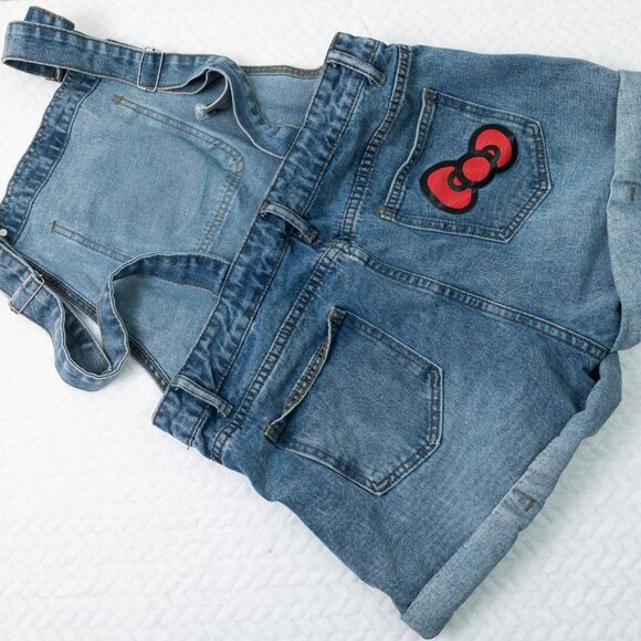 Hello Kitty Overalls - Picture 4 of 4